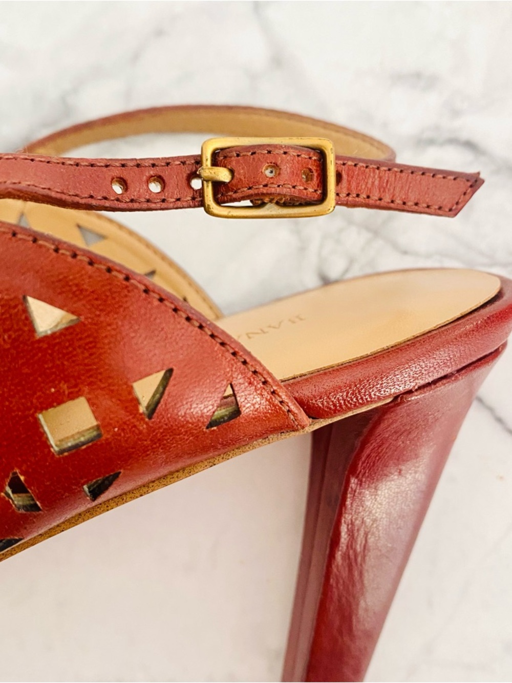 💕Banana Republic Laser Cut 4” Heels SZ 8.5 - Picture 7 of 13